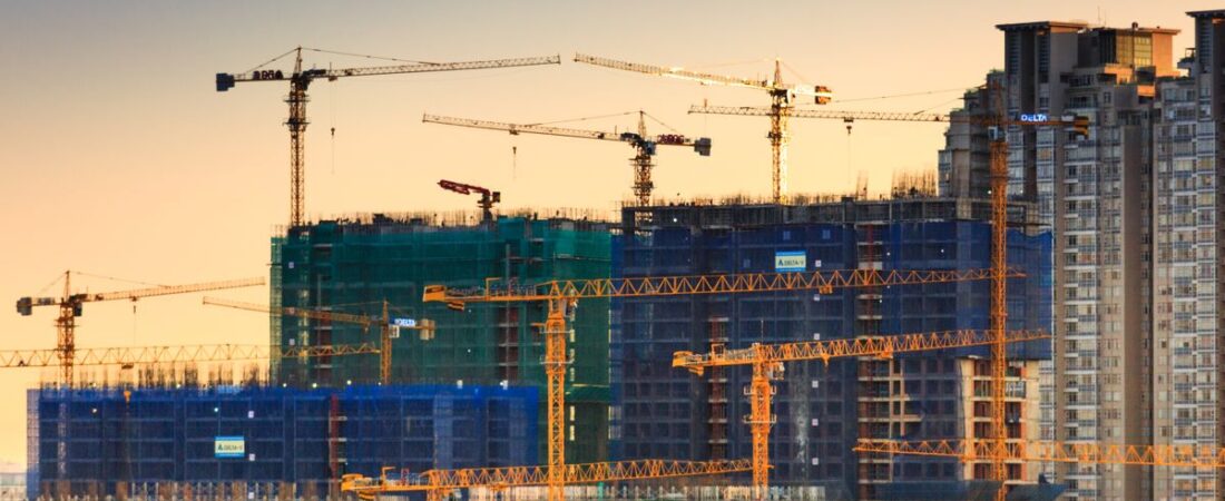 5 Common Causes of Construction Delays and How to Document Them